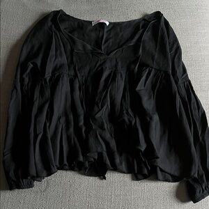 Black Babydoll Women's Top with Flowy Sleeves